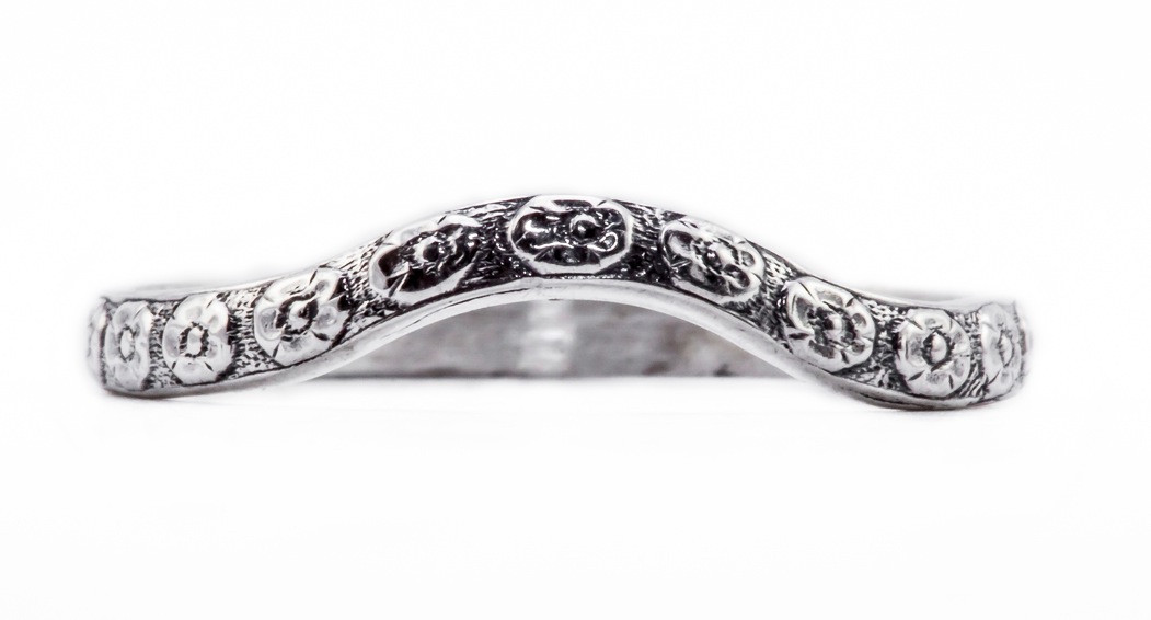 wb075bbr | Antique Filigree Wedding Band | Curved and Engraved | Floral